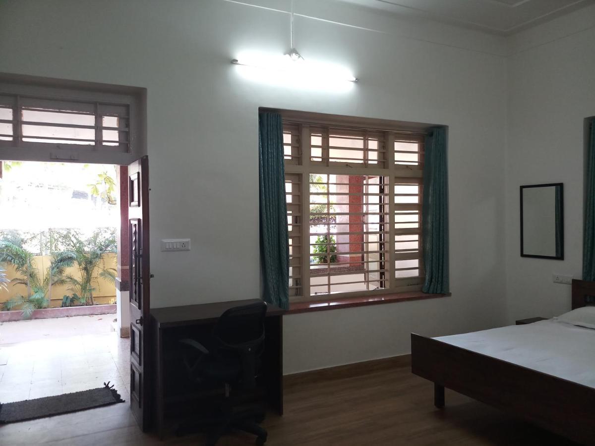 Srinekatan Heritage Villa Homestay Ahmedabad Exterior foto