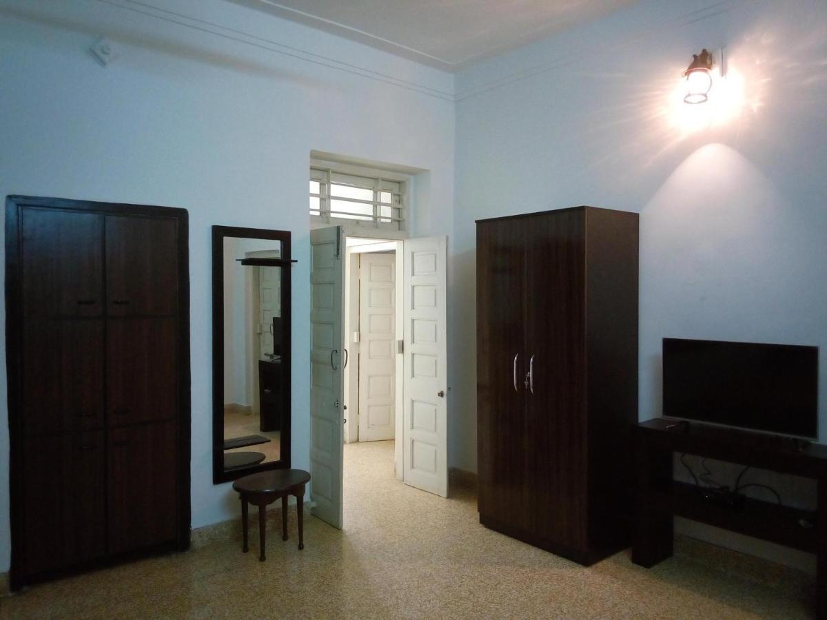 Srinekatan Heritage Villa Homestay Ahmedabad Exterior foto